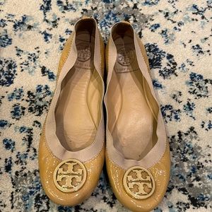 Tory Burch Caroline flats size 8